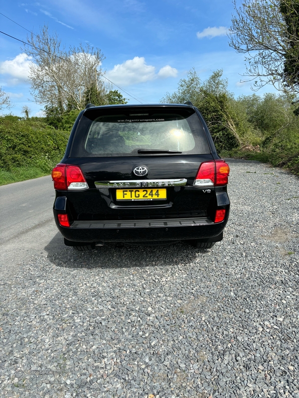 Toyota Land Cruiser 4.5 D-4D V8 5dr Auto in Armagh