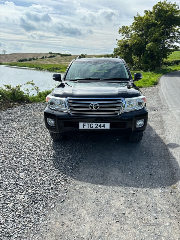 Toyota Land Cruiser 4.5 D-4D V8 5dr Auto in Armagh