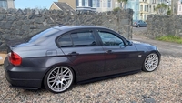 BMW 3 Series 318d SE [143] 4dr in Down