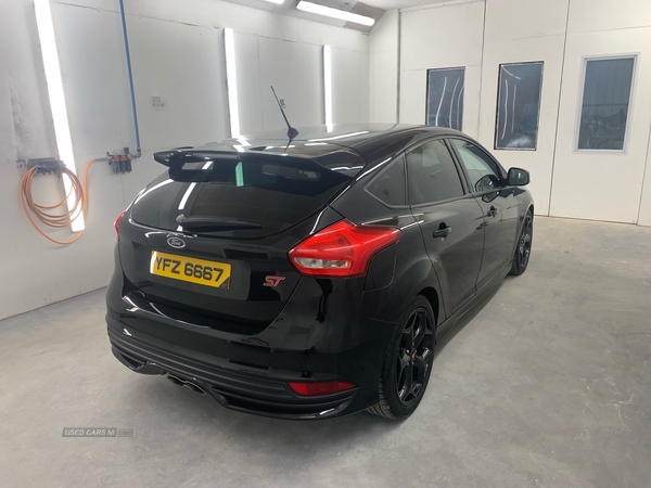 Ford Focus 2.0 TDCi 185 ST-2 5dr in Down
