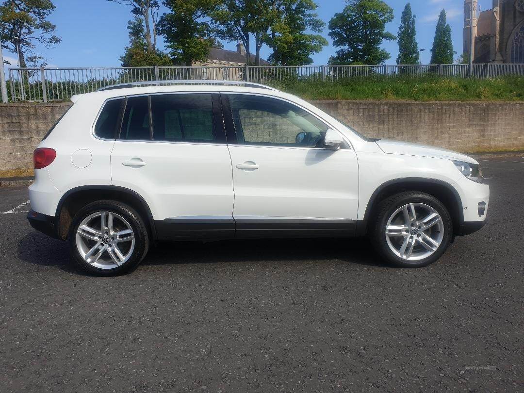 Volkswagen Tiguan DIESEL ESTATE in Armagh