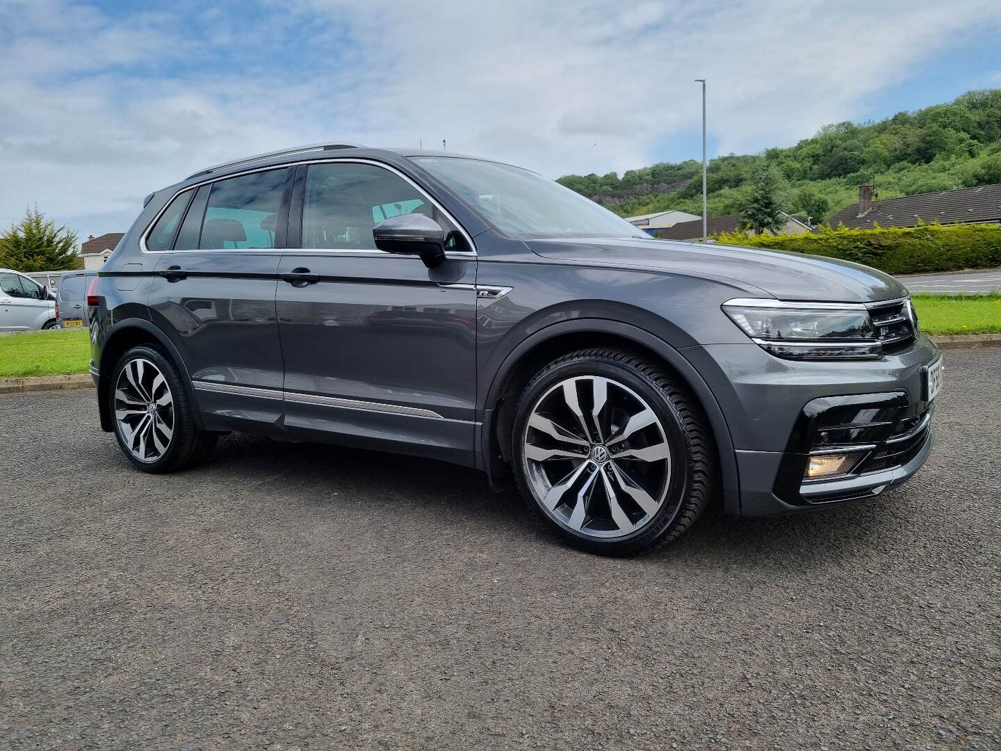 Volkswagen Tiguan DIESEL ESTATE in Derry / Londonderry