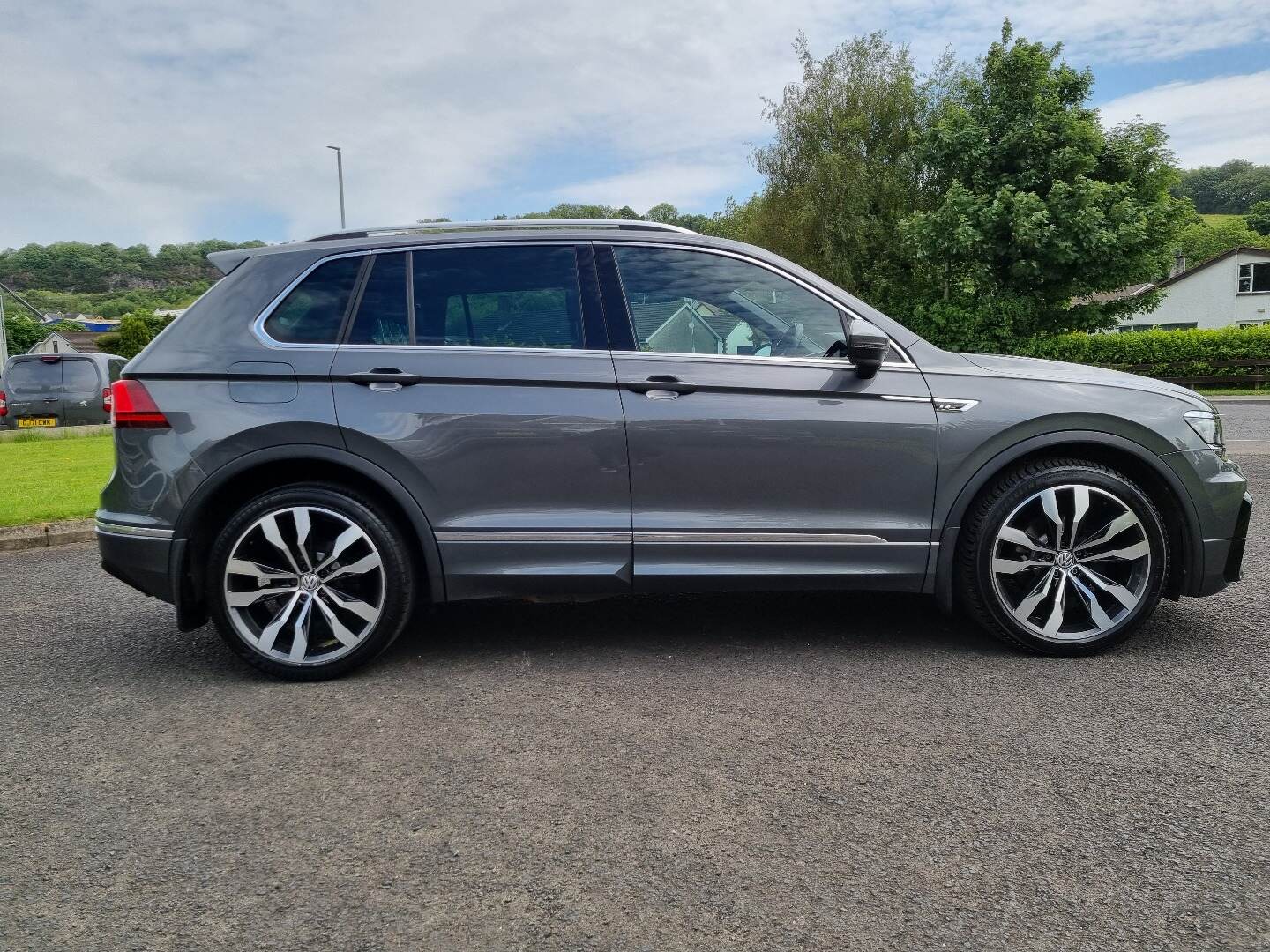 Volkswagen Tiguan DIESEL ESTATE in Derry / Londonderry