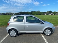 Toyota Yaris 1.0 VVT-i Colour Collection 3dr in Down