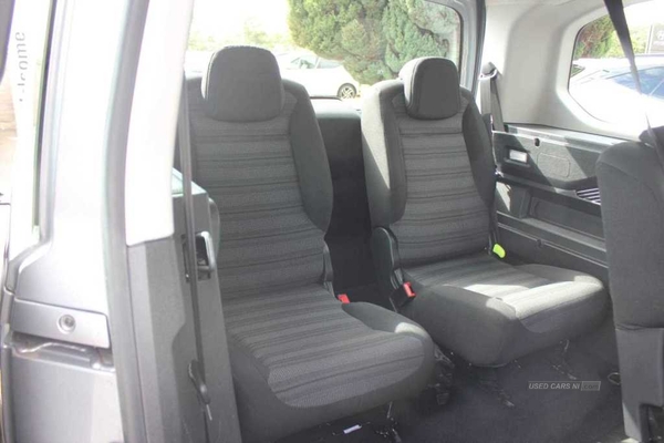 Vauxhall Combo life 1.2 Turbo Energy 5dr [7 seat] in Down