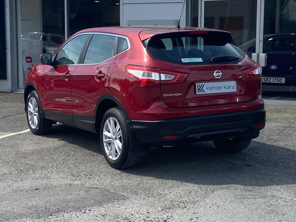 Nissan Qashqai 1.5 dCi Acenta 2WD Euro 6 (s/s) 5dr in Down