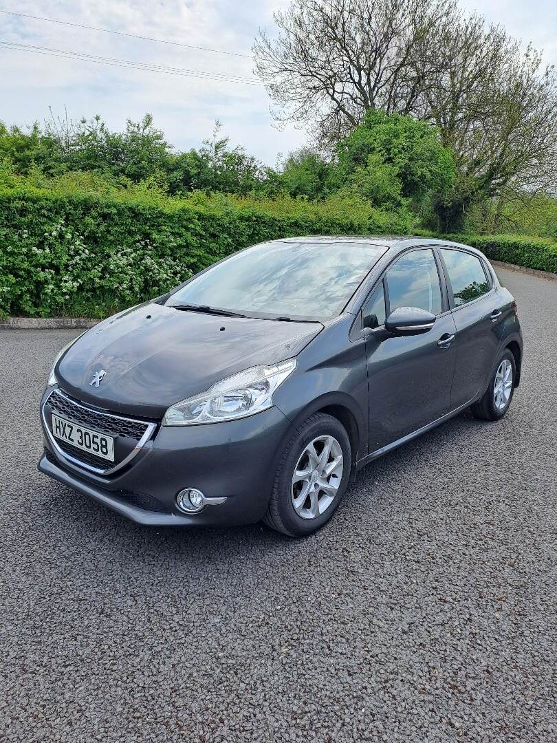 Peugeot 208 HATCHBACK in Armagh