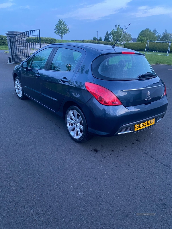 Peugeot 308 1.6 e-HDi 112 Active 5dr in Derry / Londonderry