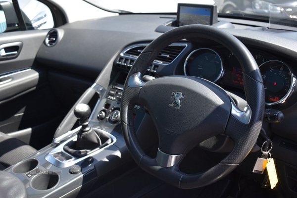 Peugeot 3008 1.6 HDI ALLURE 5d 115 BHP Sunroof, Navigation, Reversing Cam in Down
