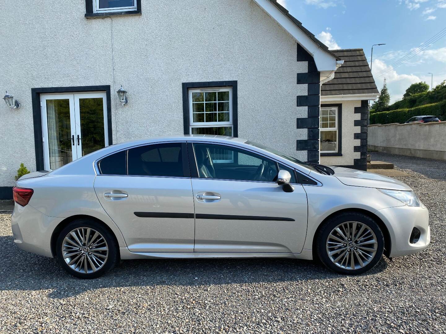 Toyota Avensis DIESEL SALOON in Tyrone