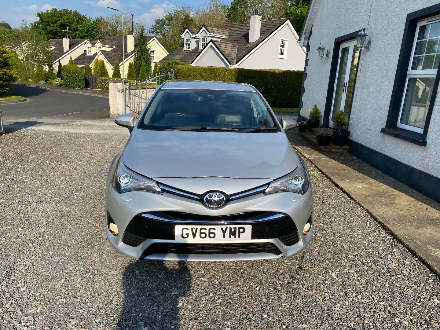 Toyota Avensis DIESEL SALOON in Tyrone