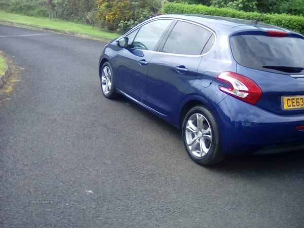 Peugeot 208 1.4 HDi Allure 5dr in Derry / Londonderry