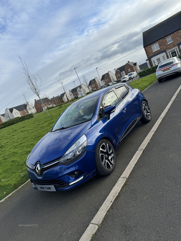 Renault Clio 1.5 dCi 90 Dynamique Nav 5dr in Derry / Londonderry