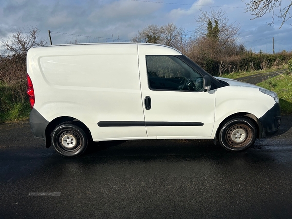 Vauxhall Combo L1 DIESEL in Tyrone