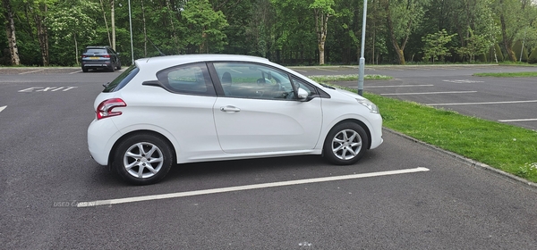 Peugeot 208 1.0 VTi Active 3dr in Derry / Londonderry