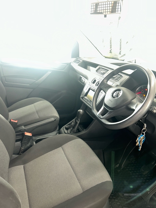 Volkswagen Caddy 2.0 TDI BlueMotion Tech 102PS Trendline Van in Tyrone