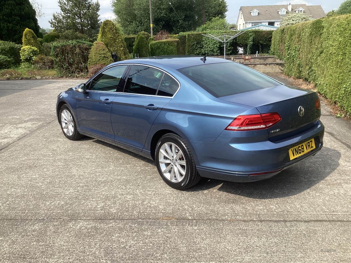 Volkswagen Passat DIESEL SALOON in Down