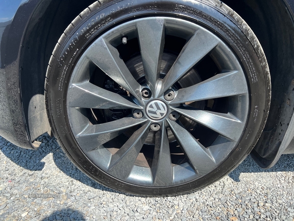 Volkswagen Scirocco COUPE in Down