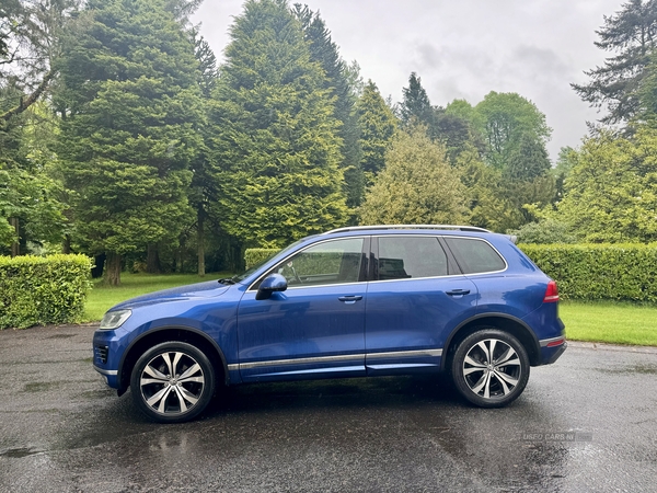 Volkswagen Touareg 3.0 V6 TDI BlueMotion Tech R-Line 5dr Tip Auto in Tyrone