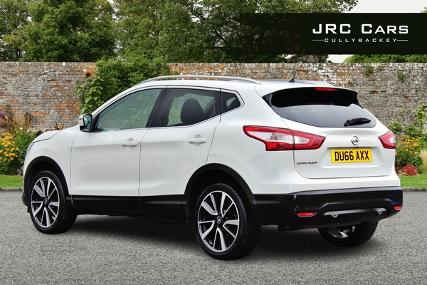 Nissan Qashqai DIESEL HATCHBACK in Antrim