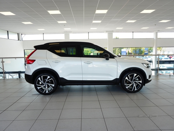 Volvo XC40 RECHARGE T5 R-DESIGN PRO in Tyrone
