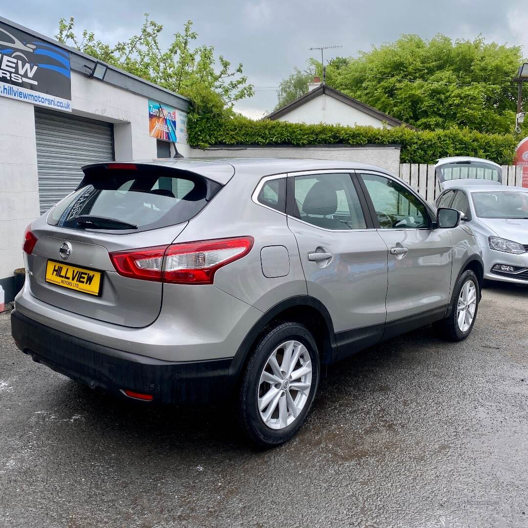 Nissan Qashqai DIESEL HATCHBACK in Down