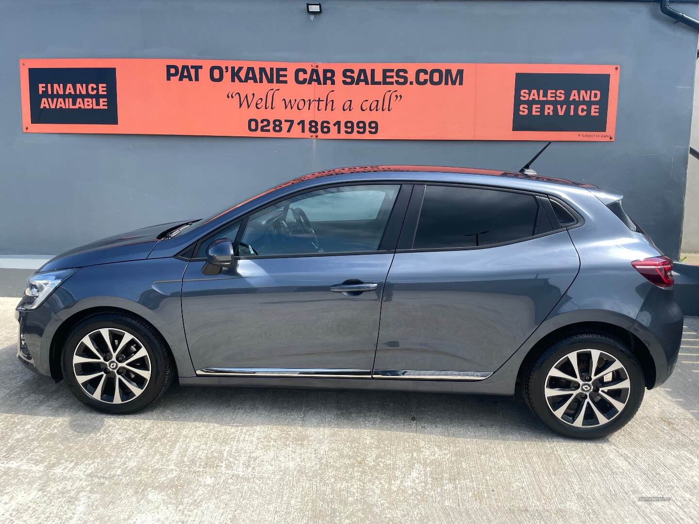 Renault Clio HATCHBACK in Derry / Londonderry