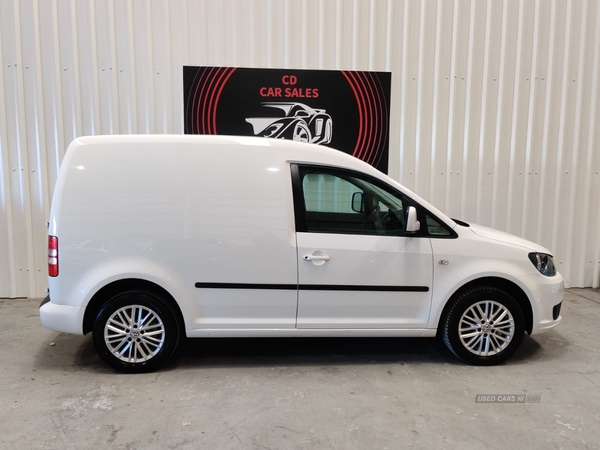 Volkswagen Caddy 1.6 TDI 102PS Trendline Van in Derry / Londonderry