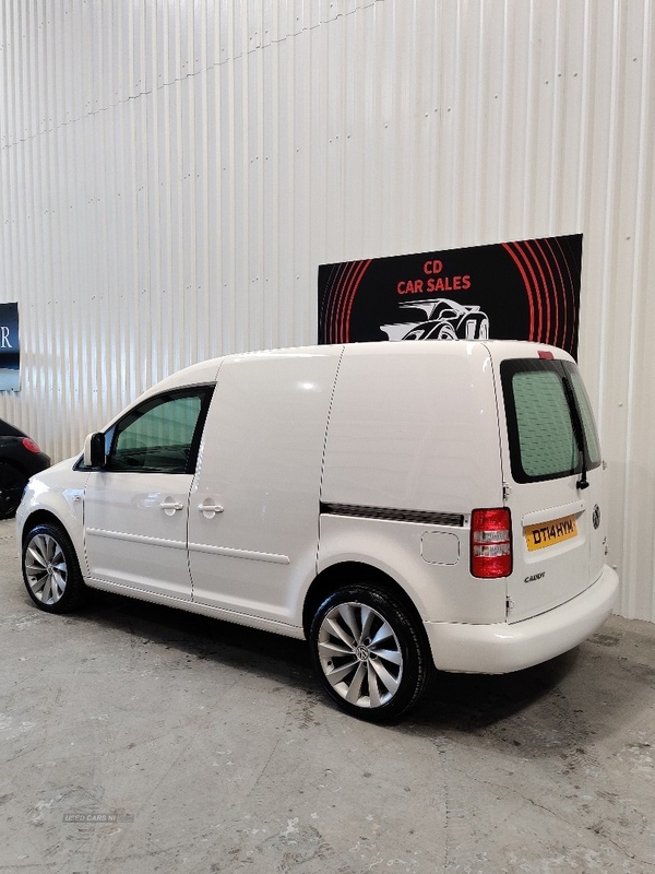 Volkswagen Caddy 1.6 TDI 75PS Startline Van in Derry / Londonderry