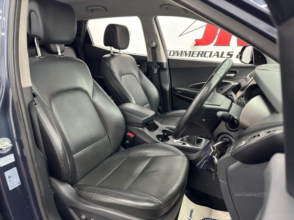 Hyundai Santa Fe 2.2 CRDi Blue Drive Premium 4WD Euro 6 (s/s) 5dr (7 Seat) in Tyrone
