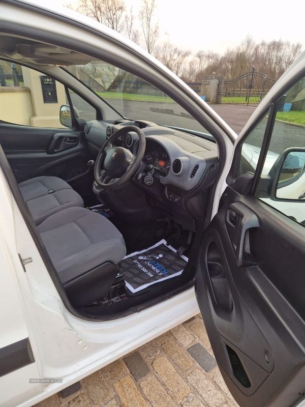 Peugeot Partner 625 1.6 HDi 75 Professional Van in Antrim