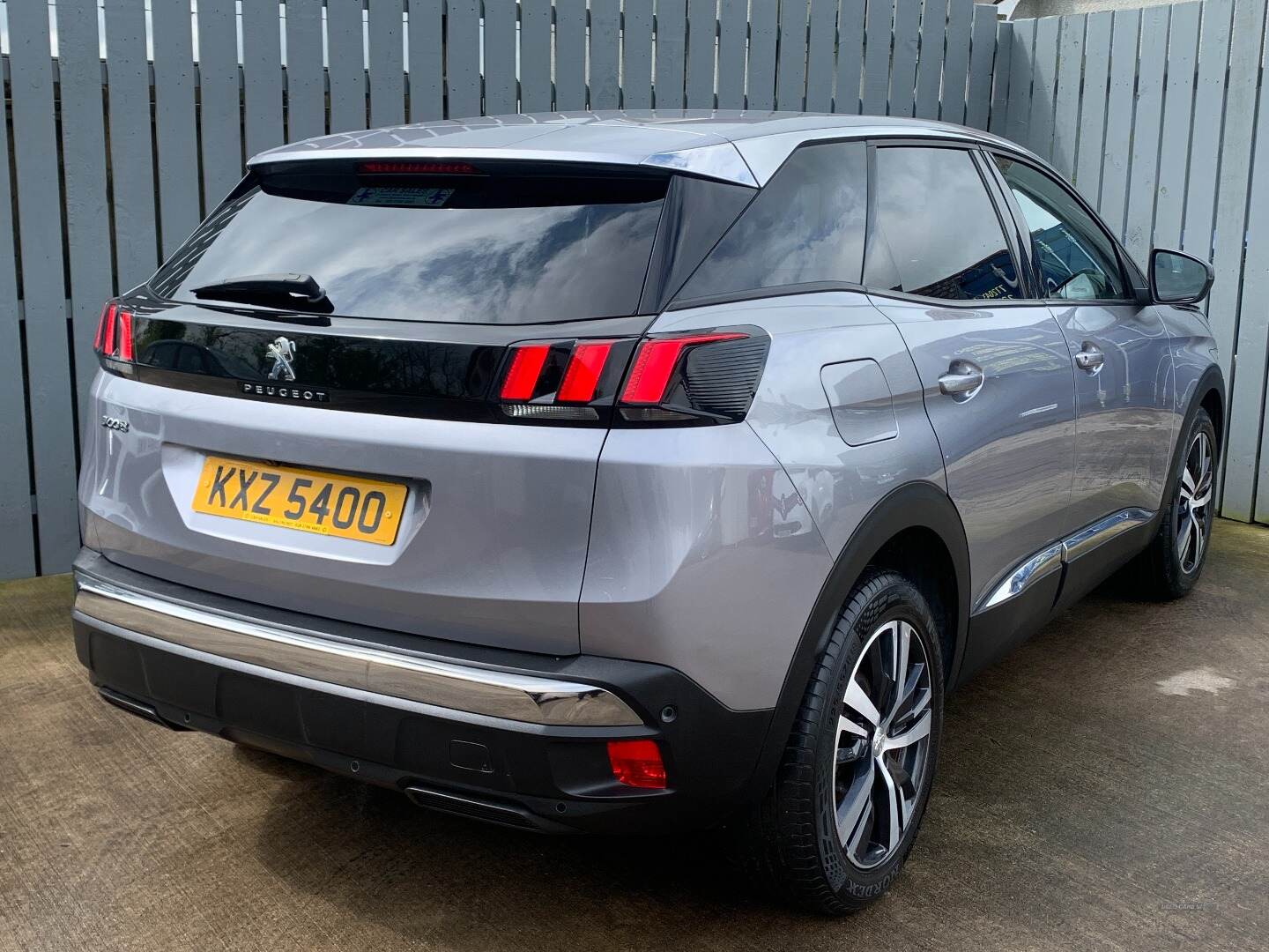 Peugeot 3008 DIESEL ESTATE in Antrim