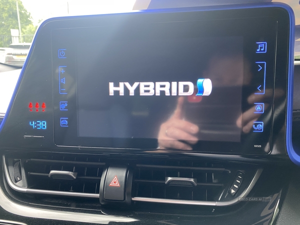 Toyota C-HR 1.8 VVT-h 5DR Petrol Hybrid CVT Euro 6 s/s in Down
