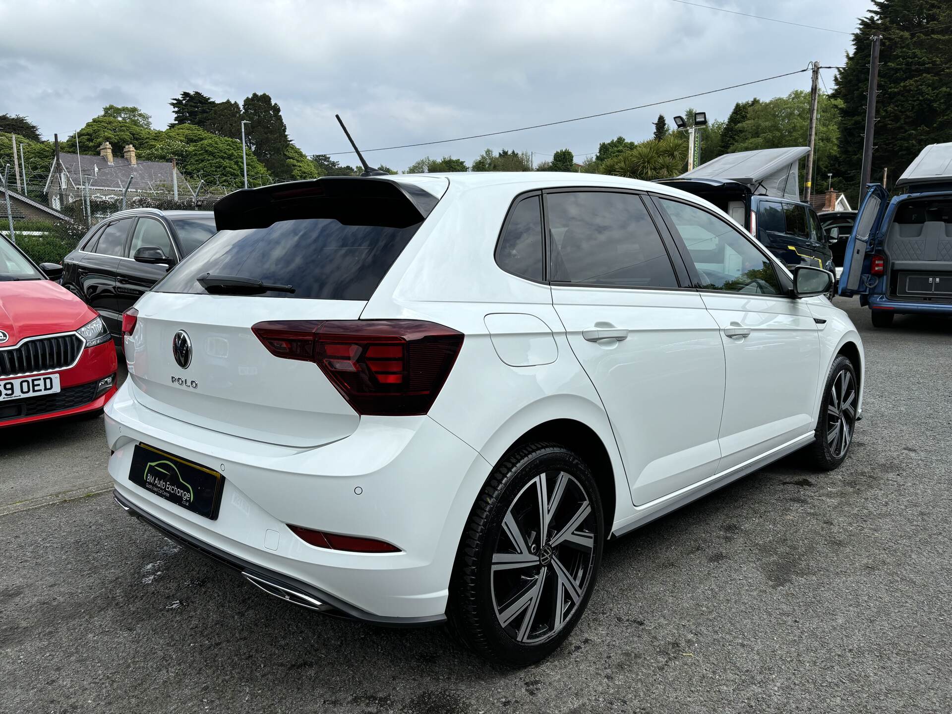 Volkswagen Polo HATCHBACK in Down