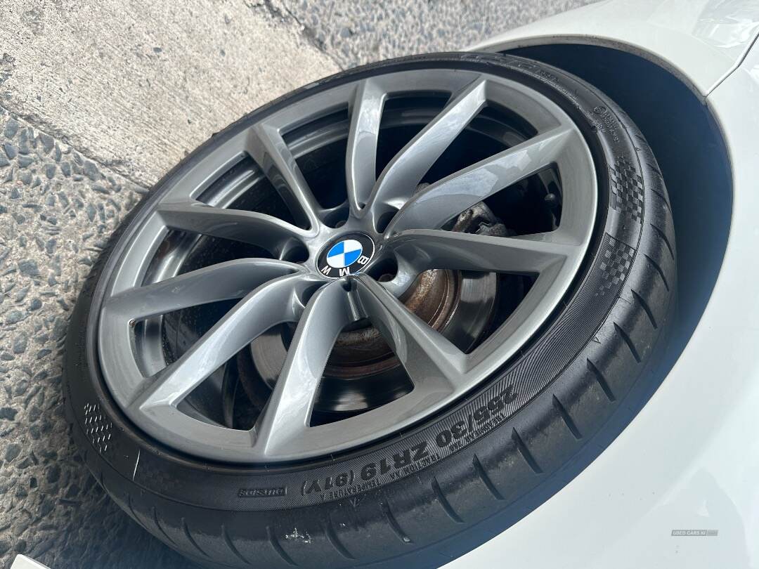 BMW Z4 S23i in Down