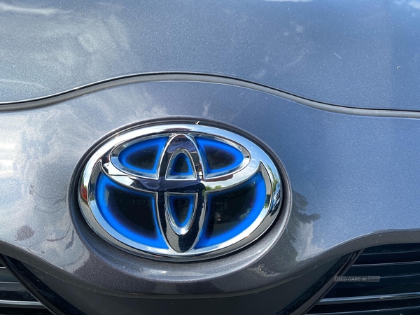Toyota Yaris 1.5 Hybrid Design 5Dr Cvt in Armagh