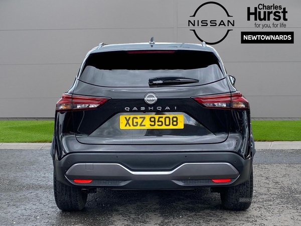 Nissan Qashqai 1.3 Dig-T Mh 158 N-Connecta 5Dr in Down