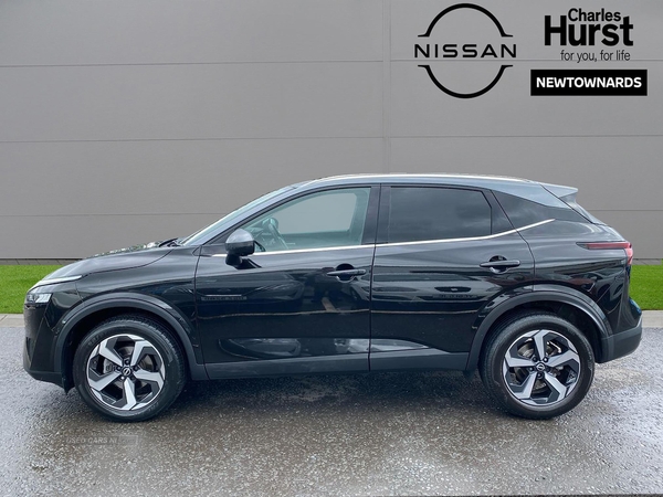 Nissan Qashqai 1.3 Dig-T Mh 158 N-Connecta 5Dr in Down