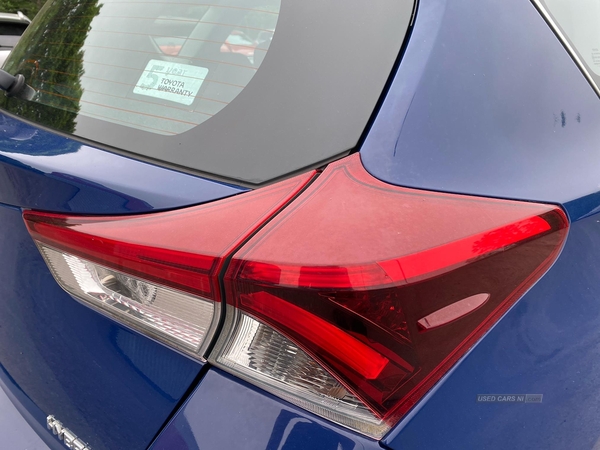 Toyota Auris 1.8 Hybrid Business Edition Tss 5Dr Cvt in Antrim