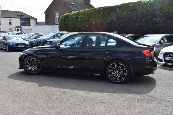 BMW 3 Series 2.0 320D EFFICIENTDYNAMICS 4d 161 BHP 19" Alloys (Included) in Down