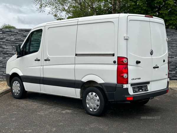 Volkswagen Crafter CR30 RWD 2.0TDI 107 BHP ULTRA RARE SHORT LOW ONE OWNER, BULKHEAD, BLUETOOTH in Tyrone
