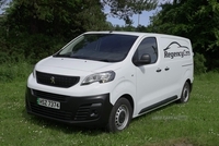 Peugeot Expert e-Expert e 1000 75kWh Professional Premium + Standard Panel Van Auto MWB 6dr (7kW Charger) in Down