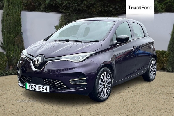 Renault Zoe TECHNO**REVERSING CAMERA-HEATED SEATS-CRUISE CONTROL-WIRELESS PHONE CHARGER** in Antrim