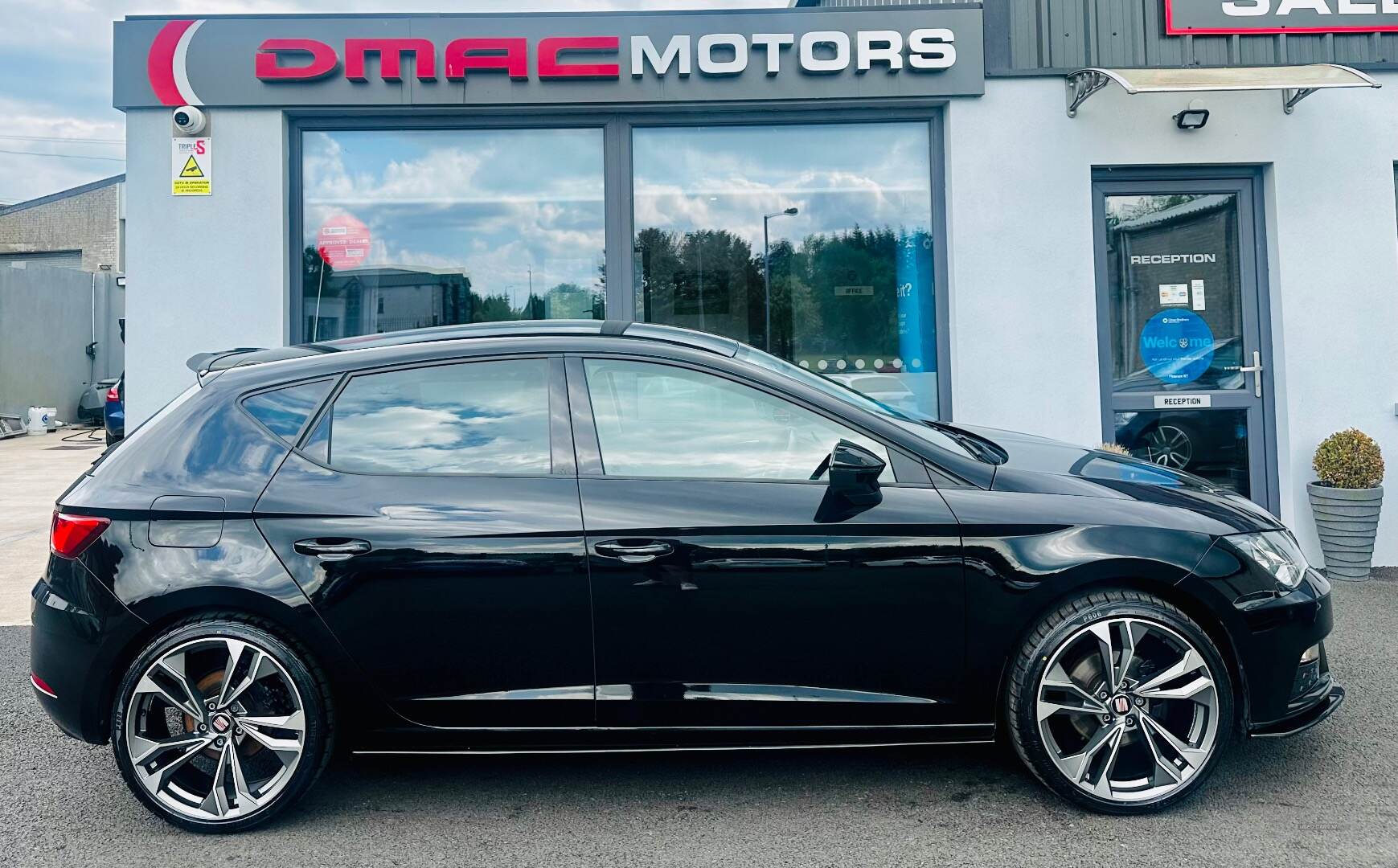 Seat Leon DIESEL HATCHBACK in Tyrone