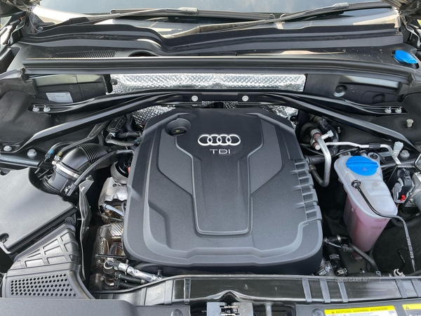 Audi Q5 2.0 TDI [190] Quattro S Line Plus 5dr S Tronic in Down