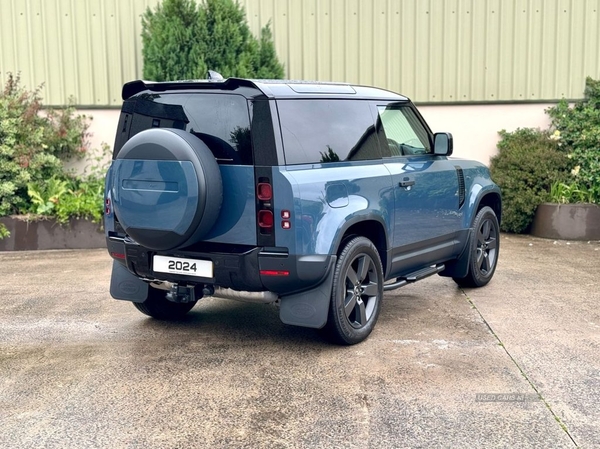 Land Rover Defender 90 HARD TOP MHEV 360 CAM, TOW BAR, 20" BLACK ALLOYS in Down