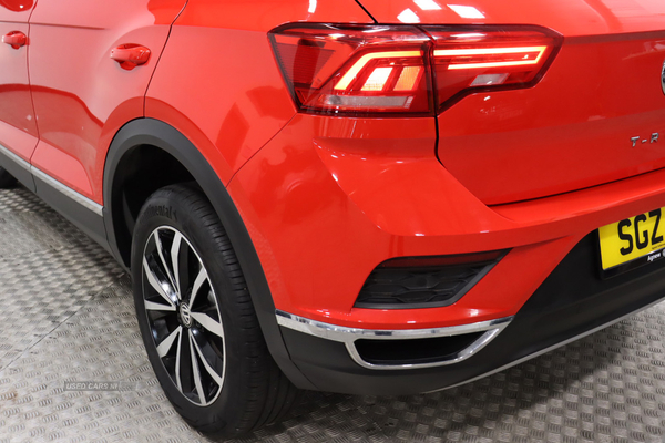 Volkswagen T-Roc DESIGN TSI in Antrim