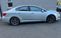 Toyota Avensis 2.0 D-4D Icon 4dr in Down