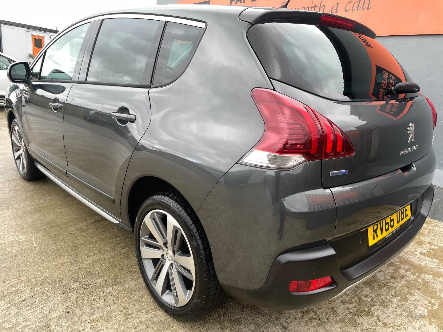 Peugeot 3008 DIESEL ESTATE in Derry / Londonderry