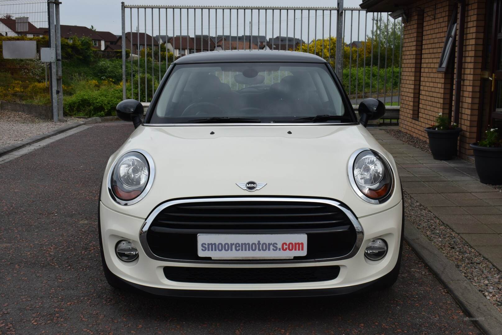 MINI Hatch DIESEL in Antrim